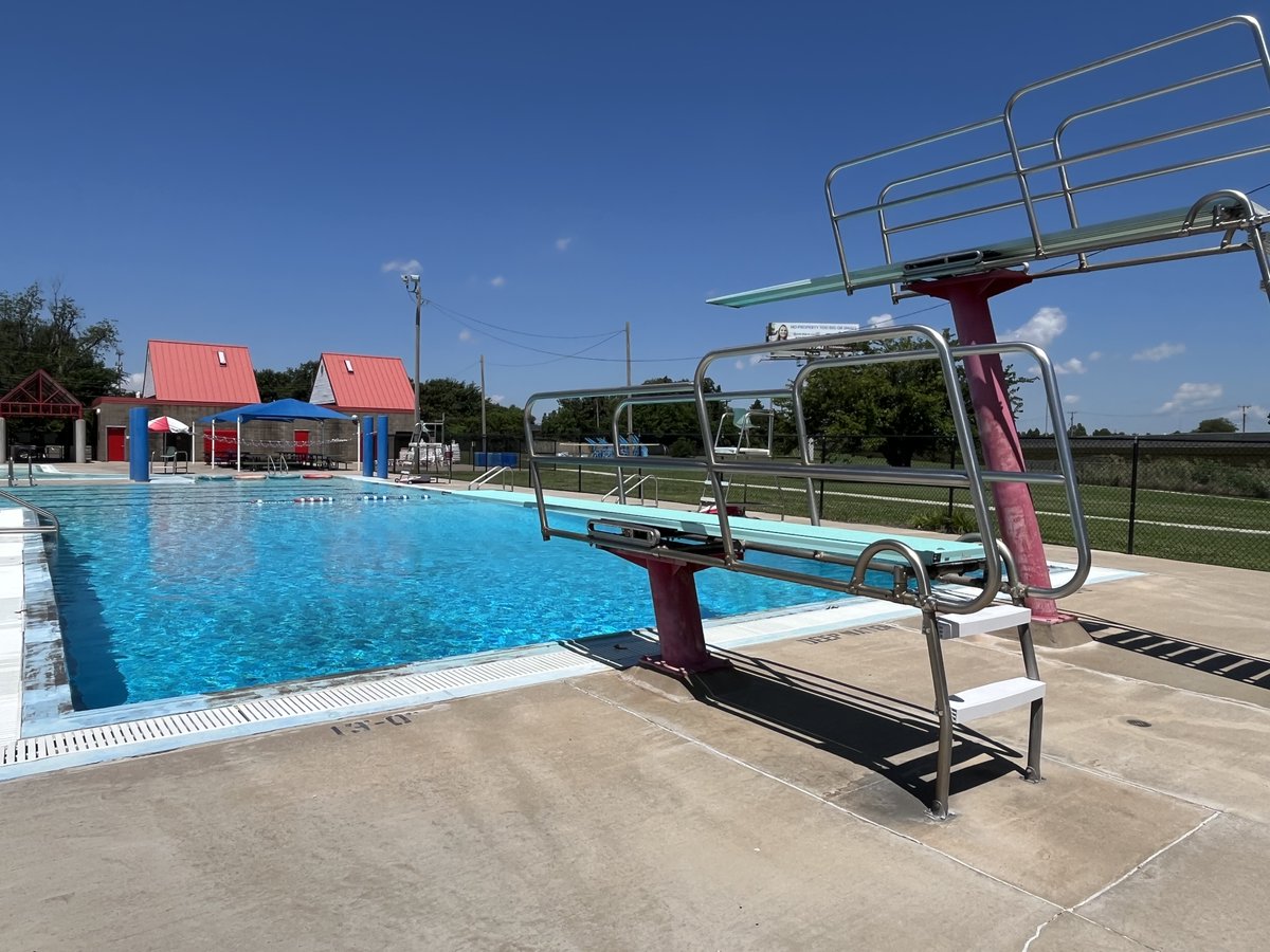 Get ready to dive back into Eagle Harbor Aquatic Center! Make plans to come out before the season's over. Opening at 1 PM today.  🕐 #EagleHarborAquaticCenter #CommunityPool #SummerFun #PoolTime #DiveIn #BeatTheHeat