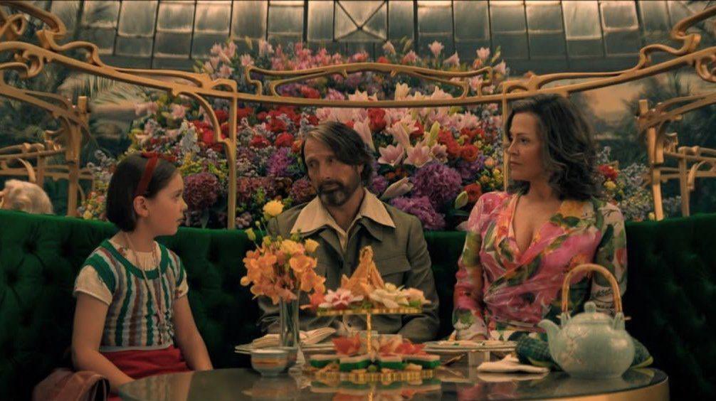 mundoCineES's tweet image. La película “Dust Bunny”, protagonizada por Mads Mikkelsen, Sigourney Weaver y David Dastmalchian, tendrá su estreno mundial en la sección Midnight Madness de #TIFF50.