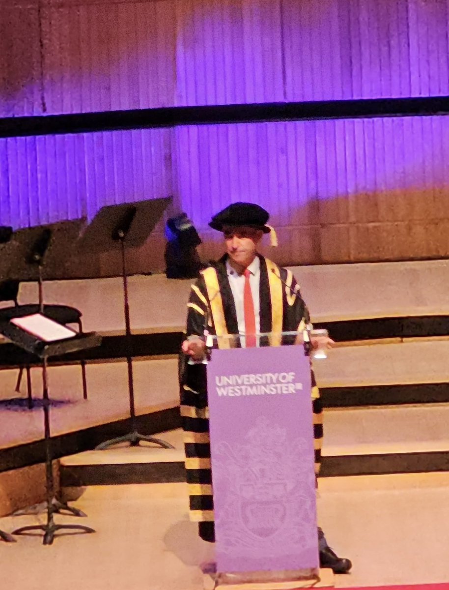 ManjuShahul's tweet image. Proud Parents Moment: 
Congratulations to our son on his graduation in Computer Science from the University of Westminster.

It was a day filled with pride and joy, made even more memorable by Professor Peter Bonfield’s heartfelt speech. His words reminded us that education is…