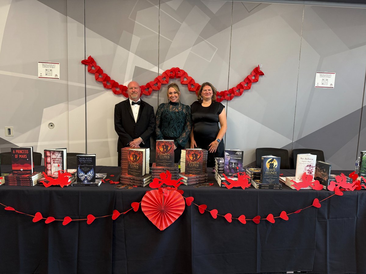 TheKJA's tweet image. Last night was our Publishing MA students' event of the year. The big book launch of their projects on campus in Gunnison. @WesternGPCW