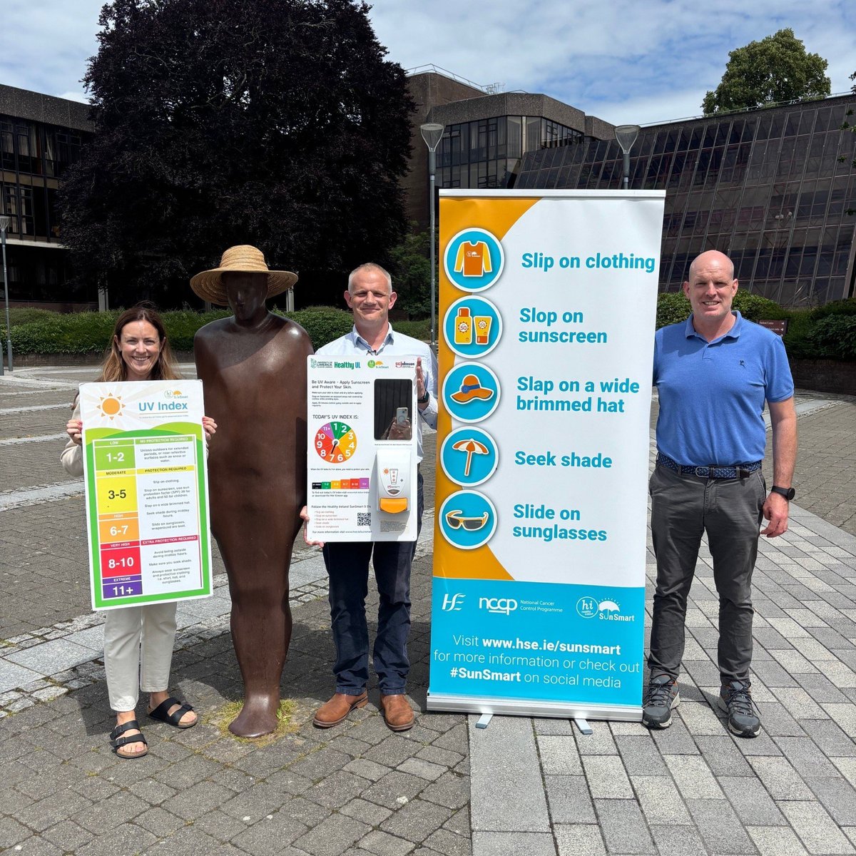 HSEMidWest's tweet image. "Exposure to UV damage is irreversible, permanent and cumulative with each exposure." Maria McEnery, Cancer Prevention Officer, HSE’s National Cancer Control Programme.
Read more➡️bit.ly/3GZ6gXm