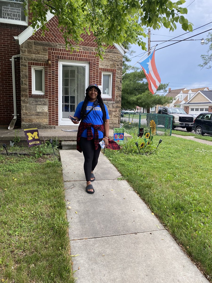LIBREMichigan's tweet image. More tax savings?! 🇺🇸
Yes, please. Our LIBRE activists are on the move sharing the news with our community that not only did the #OneBigBeautifulBill pass, but also…
President Trump’s $9 billion spending cut was just signed into law! 💙💛
#BeLIBRE #protectingprosperity