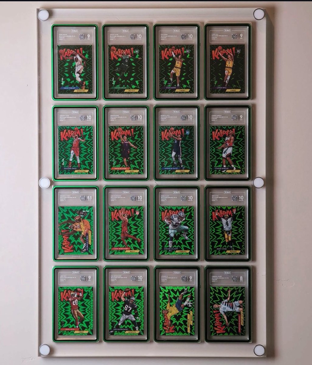 gurucollects's tweet image. There is a SINGLE collector that owns 16 Green 1/1 Kabooms from Panini’s 2018 release.
This represents nearly a third of the ENTIRE Green Kaboom population across all sports from that year. 😳
📸: benjaminbe13 / IG