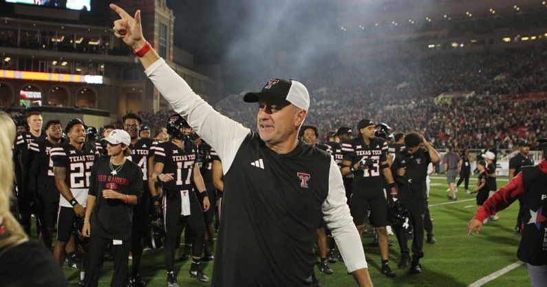 RedRaiderSports's tweet image. Projections, Reality, and the Weight of Expectations: @Tbead2 looks ahead to the 2025 season and the obstacles the Red Raiders will have to overcome in order to win the first Big 12 championship in program history #GunsUp #WreckEm
➡️ on3.com/sites/red-raid…