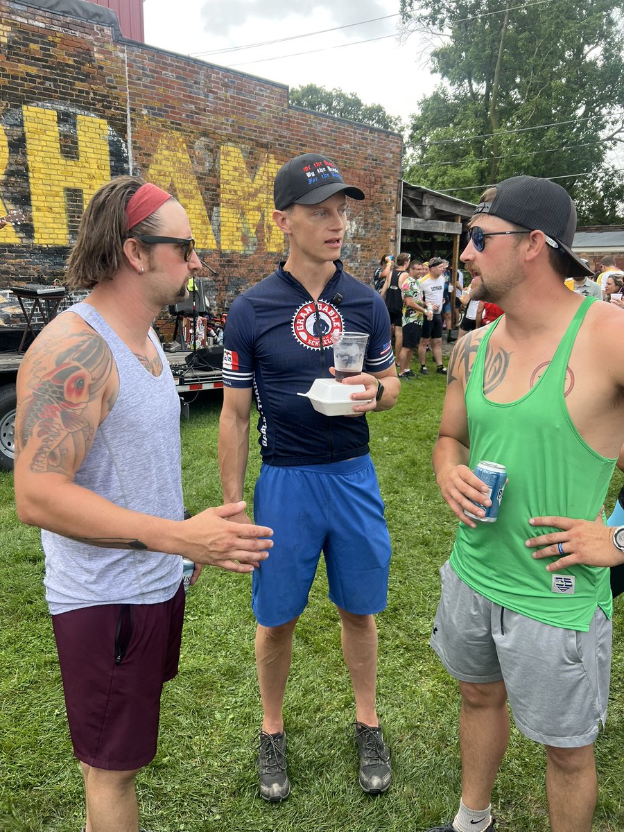 ShelbyDeibler's tweet image. Kicking off the morning of Day 5 of #RAGBRAI with some tots in Ackley @RobSandIA