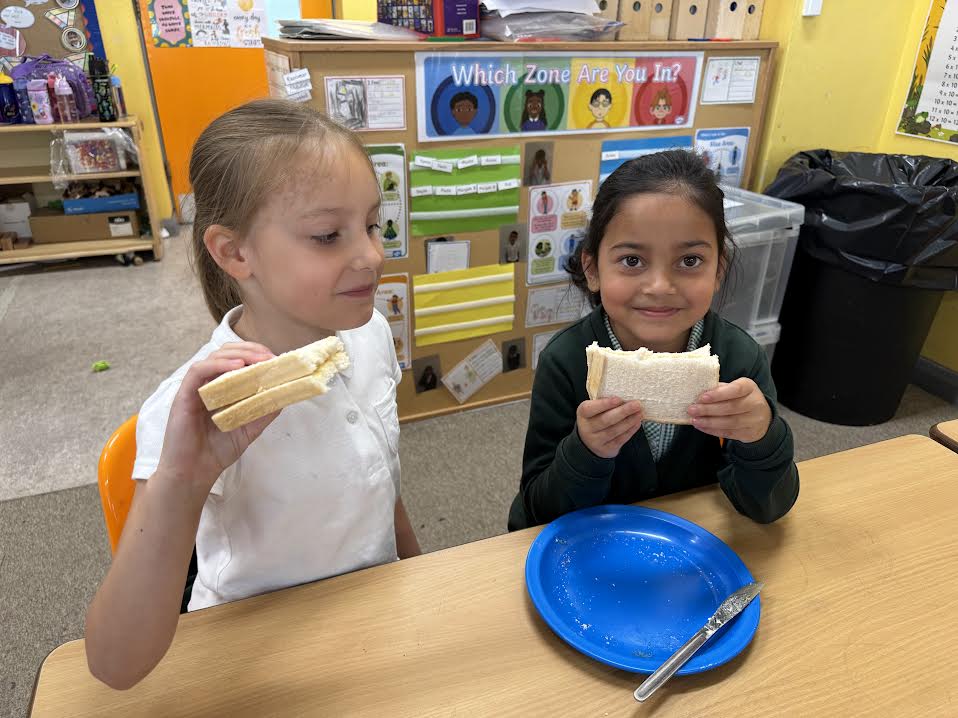 Last week, Year 1 have been learning all about instructions in English. They followed each instruction one by one and were able to create some delicious honey and marmalade sandwiches all at the request of one of their favorite story characters, Paddington!