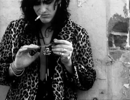 The best girls love Izzy Stradlin