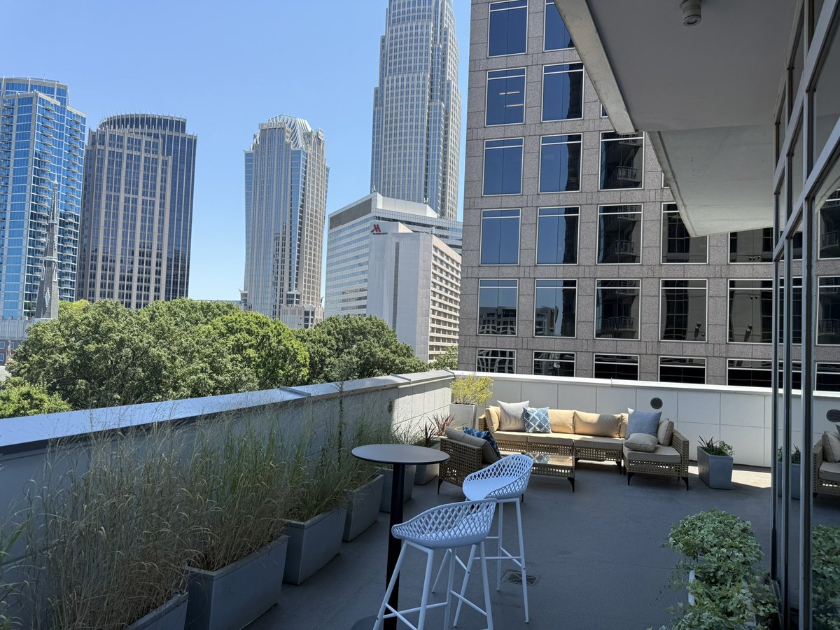Just a sneak peek at this crib-worthy epicness in Uptown Charlotte!!  Can’t wait to tell you more about this sexy beast!  

#modern #luxury #highrise #crib #UptownCharlotte #slay #allday