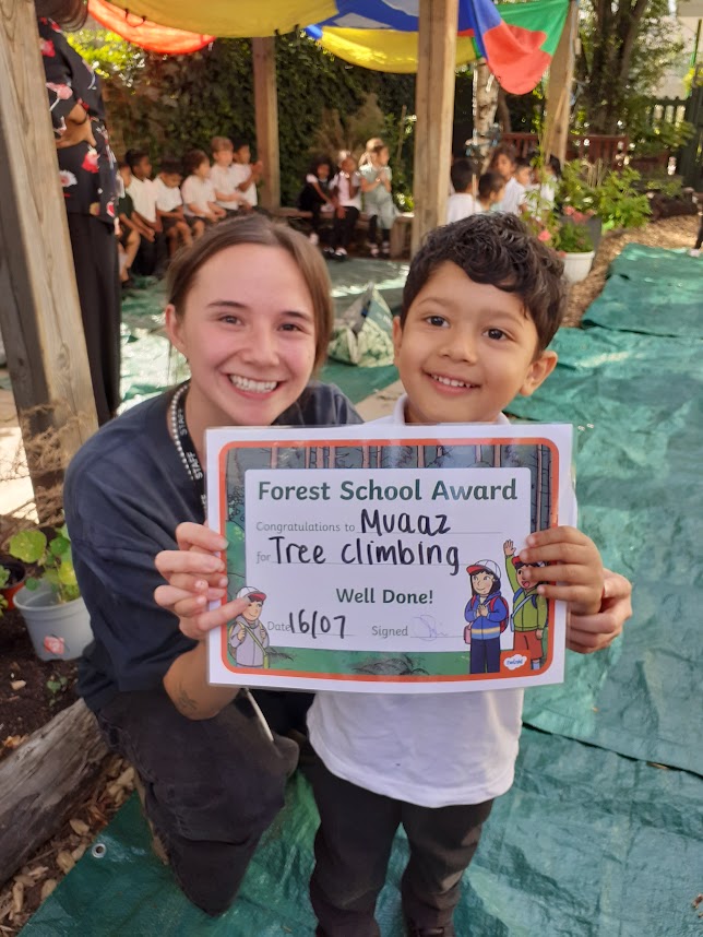 This week, Nursery had their Forest School Graduation to celebrate their last session in our science garden. First, we did a special walk down the runway and got our lovely Forest School certificates. Then, we had some lovely snacks with our Mummies and Daddies.