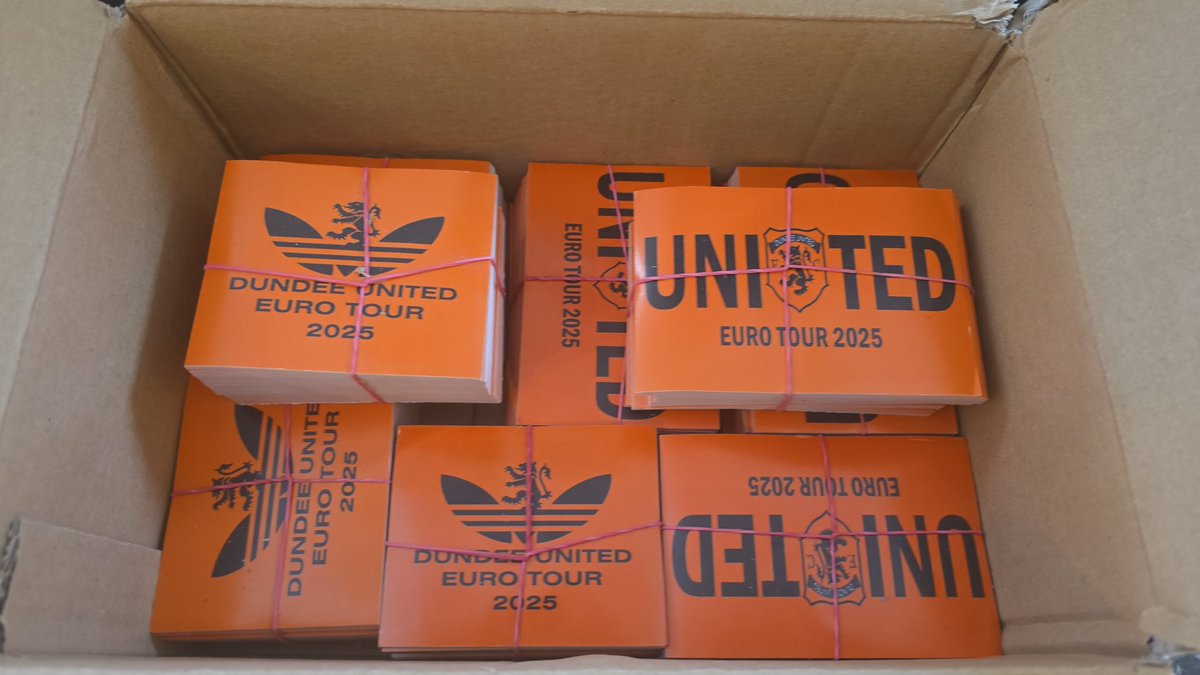 DisplaysDufc's tweet image. Limited stock of stickers left. Available from the website.
dundeeutddisplayteam.bigcartel.com/products
