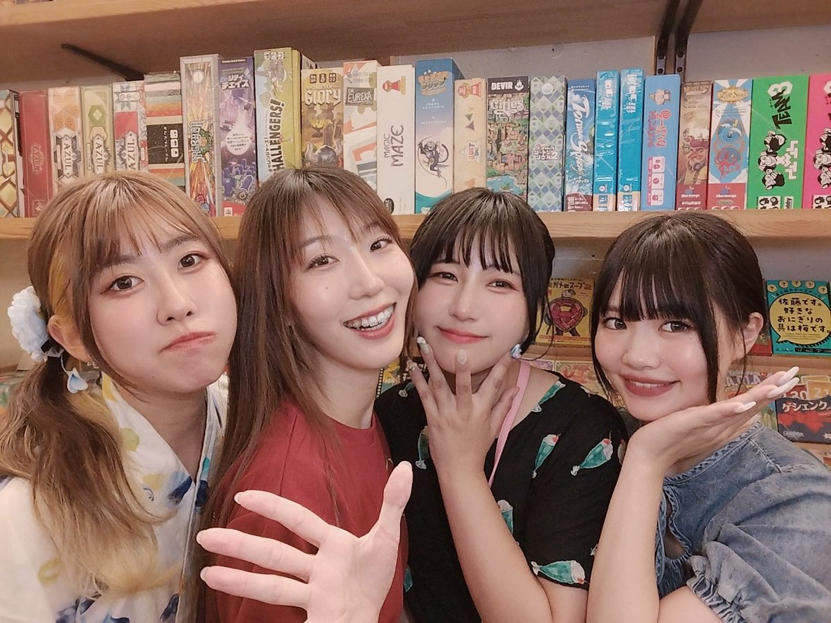 Tiamoa_'s tweet image. #ちあぱー 楽しかったね☺️✌️✨

💛💜🩷🩵メンバーもちあぷるもいっぱいでたくさん卓立てられたし、全員でカタン立てたの熱かった❤️‍🔥❤️‍🔥❤️‍🔥

やぶも一緒に遊ぼうね🤍🤍🤍