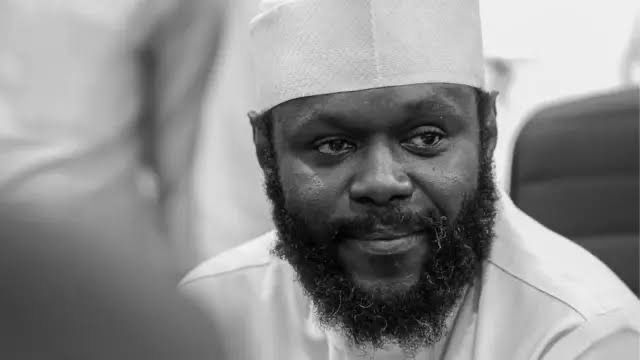 Gonimtarr's tweet image. Serving without seeking praise. Your selflessness inspires a nation. #ThankYouSeyiTinubu