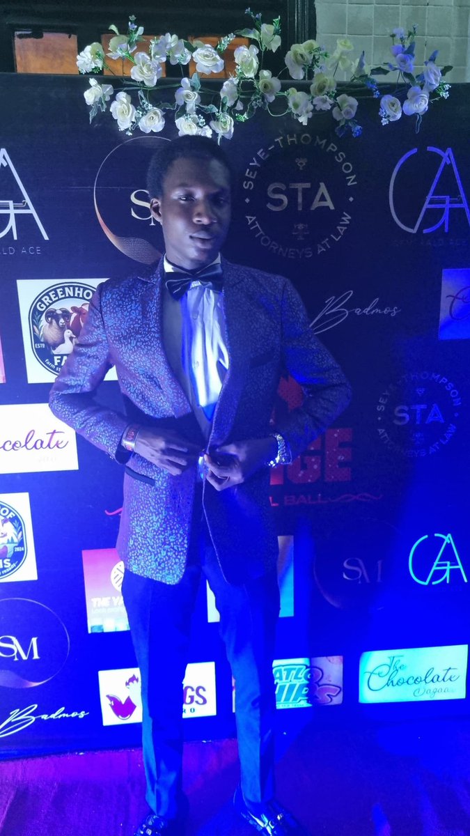 ashy__rugerr's tweet image. On the 18th of July, I was awarded the 'Advocate of the year' at the Law Students Society Dinner, University Of Ilorin. This is a testament to the time and dedication put into Students Legal Practice.