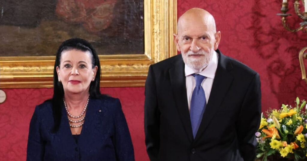 KtoUmarl's tweet image. Anthony Spiteri Debono (78) - 🇲🇹 notariusz, mąż Myriam Spiteri Debono - urzędującej prezydent Malty.