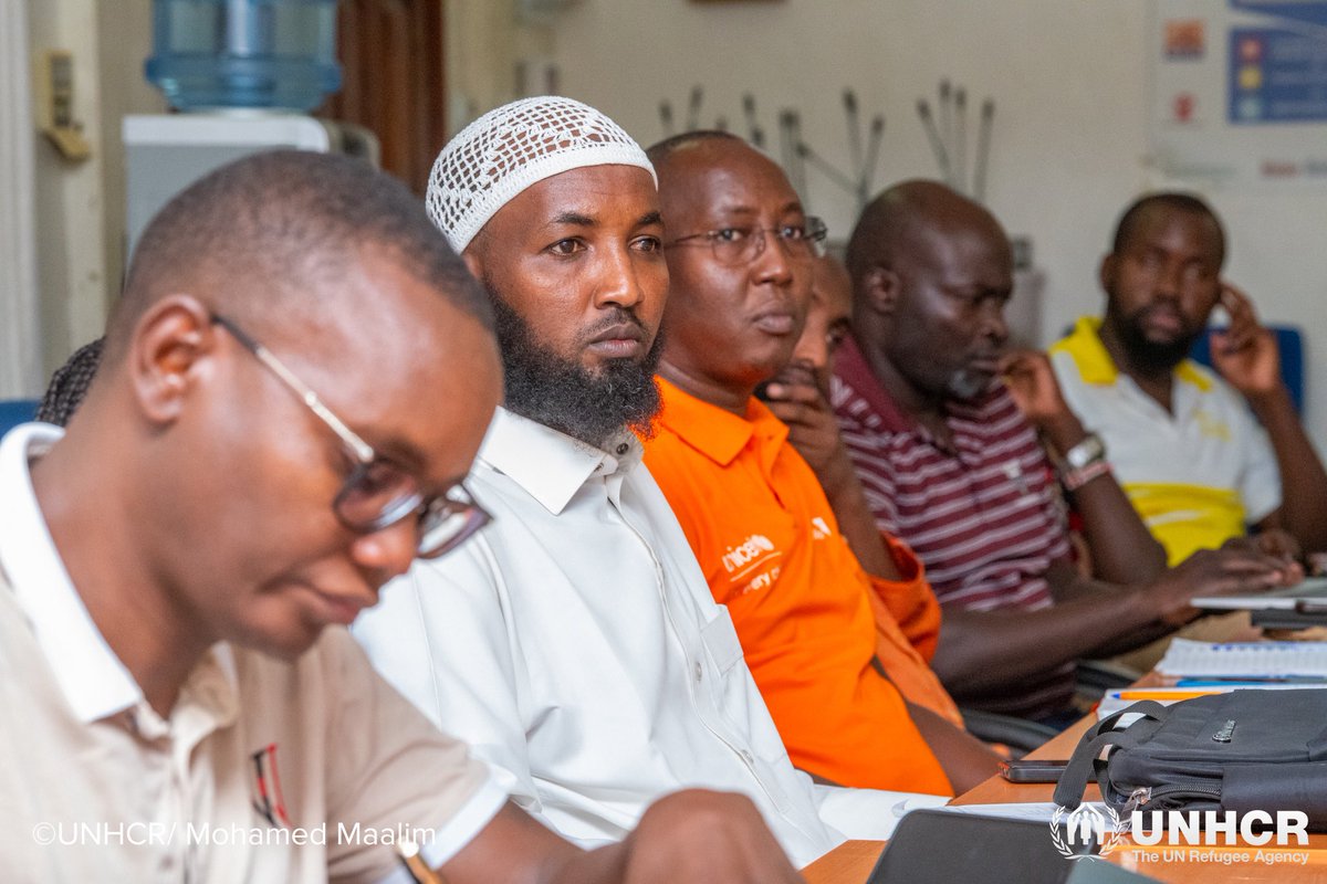 wejalu's tweet image. Today, I joined @inkomokoKenya and other partners in crucial discussions aimed at enhancing financial inclusion for refugees and host communities in Dadaab.

In an era of reduced funding for humanitarian aid organisations, creating sustainable livelihoods for refugees and host…