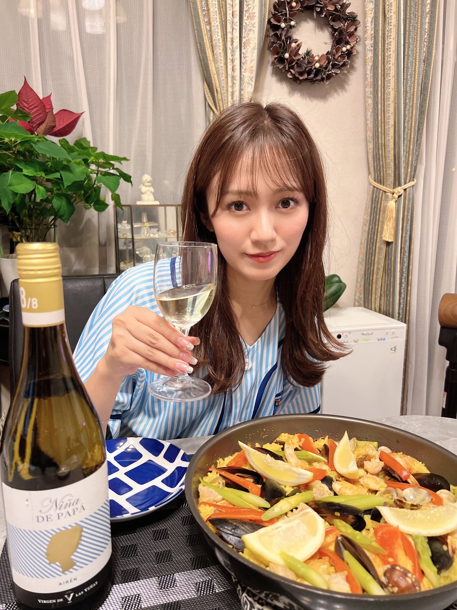 スペインを食べて飲んで勝つ💪🔥💙

•パエリア　3人前
•ニーニャデパパアイレン

#三田ちゃんの勝負飯予想 #yokohamafc 
#横浜FC #RealSociedad #RSJapanTour #レアル・ソシエダ