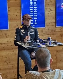 Max was asked if there's any chance of driving for Mercedes next year

🗣️ “There is also a chance that I won't wake up tomorrow. Then I won't drive at all.”

😭😭😭