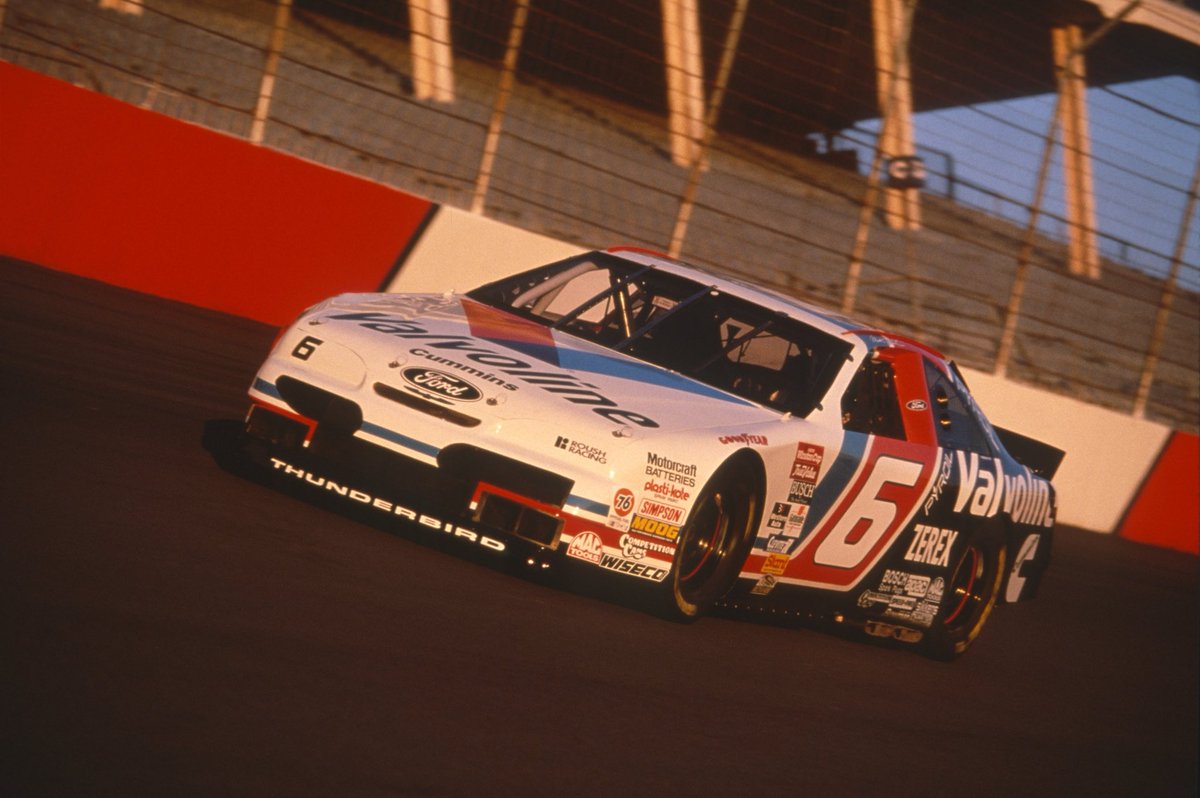 6matthewmartin's tweet image. We now only lack the introduction and Jeff Gordon’s foreword for the book. Both will be completed shortly. I have personally selected all of the photos. I have dug deep into the archives of various photographers and have picked out some amazing shots.
