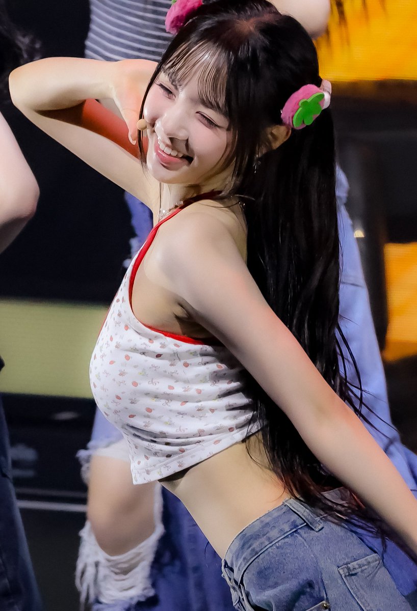 91ken3's tweet image. 25.07.20
tripleS A Live 25 in Tokyo
Day2
#ChaeWon #์ฑ์
#tripleS #ํธ๋ฆฌํ์์ค
#tripleS_ALive25