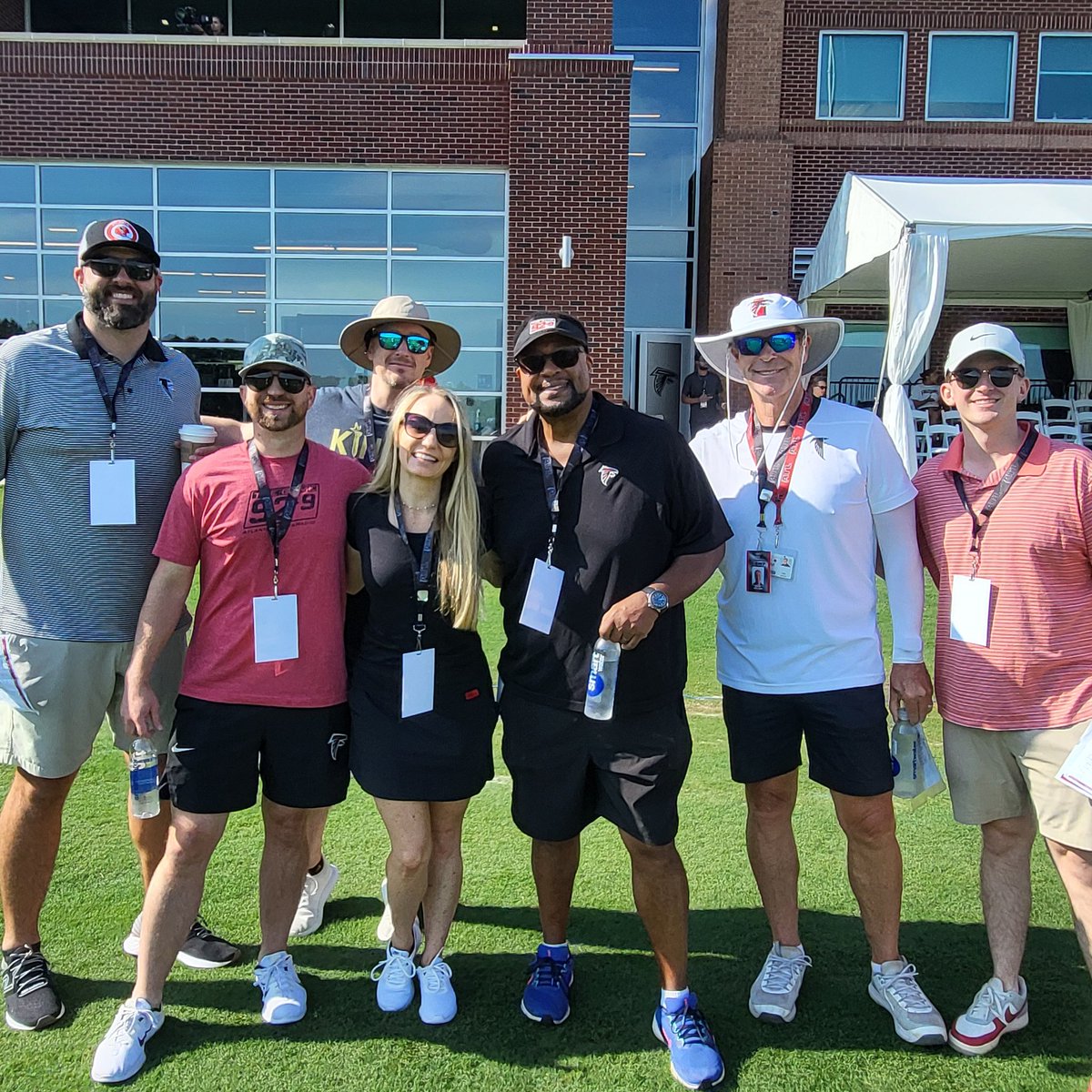 samcrenshaw23's tweet image. The Crew is here from @929TheGame for @AtlantaFalcons training camp . The fans are back..We have your best coverage. @archerqb16
