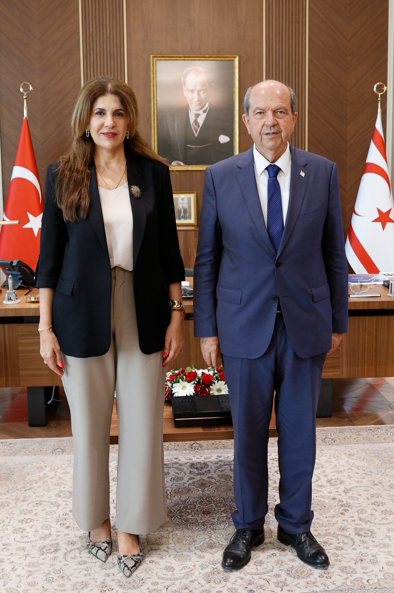 KKTCCB's tweet image. Cumhurbaşkanı @ErsinrTatar, İstanbul Başkonsolosluğuna atanan Zalihe Mendeli’yi kabul etti
kktcb.org/tr/cumhurbaska…
