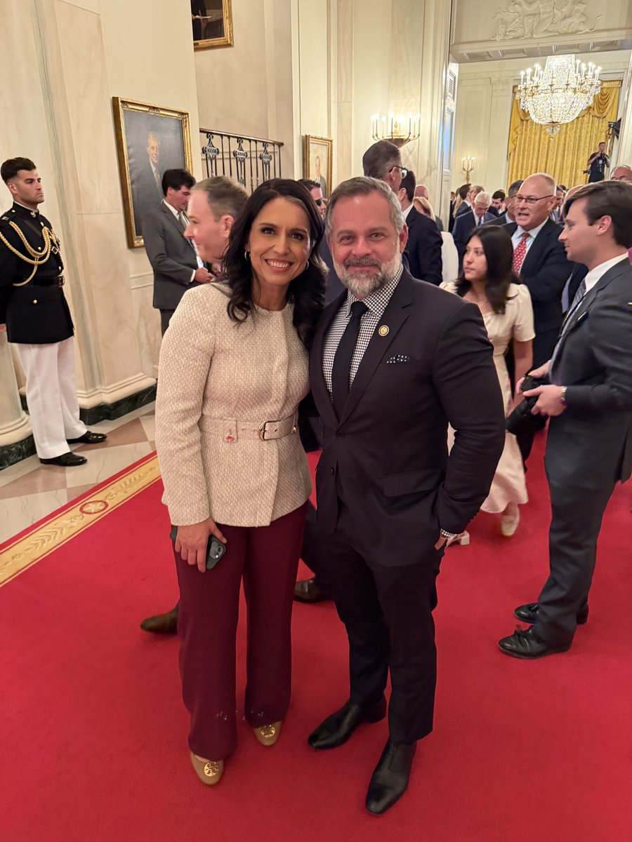 RepMillsPress's tweet image. It is always a pleasure to connect with my friend and patriot @DNIGabbard, who is doing an incredible job of exposing the corruption in the swamp. Gabbard is a fighter who will stop at nothing to bring truth and transparency to the American people. 🇺🇸