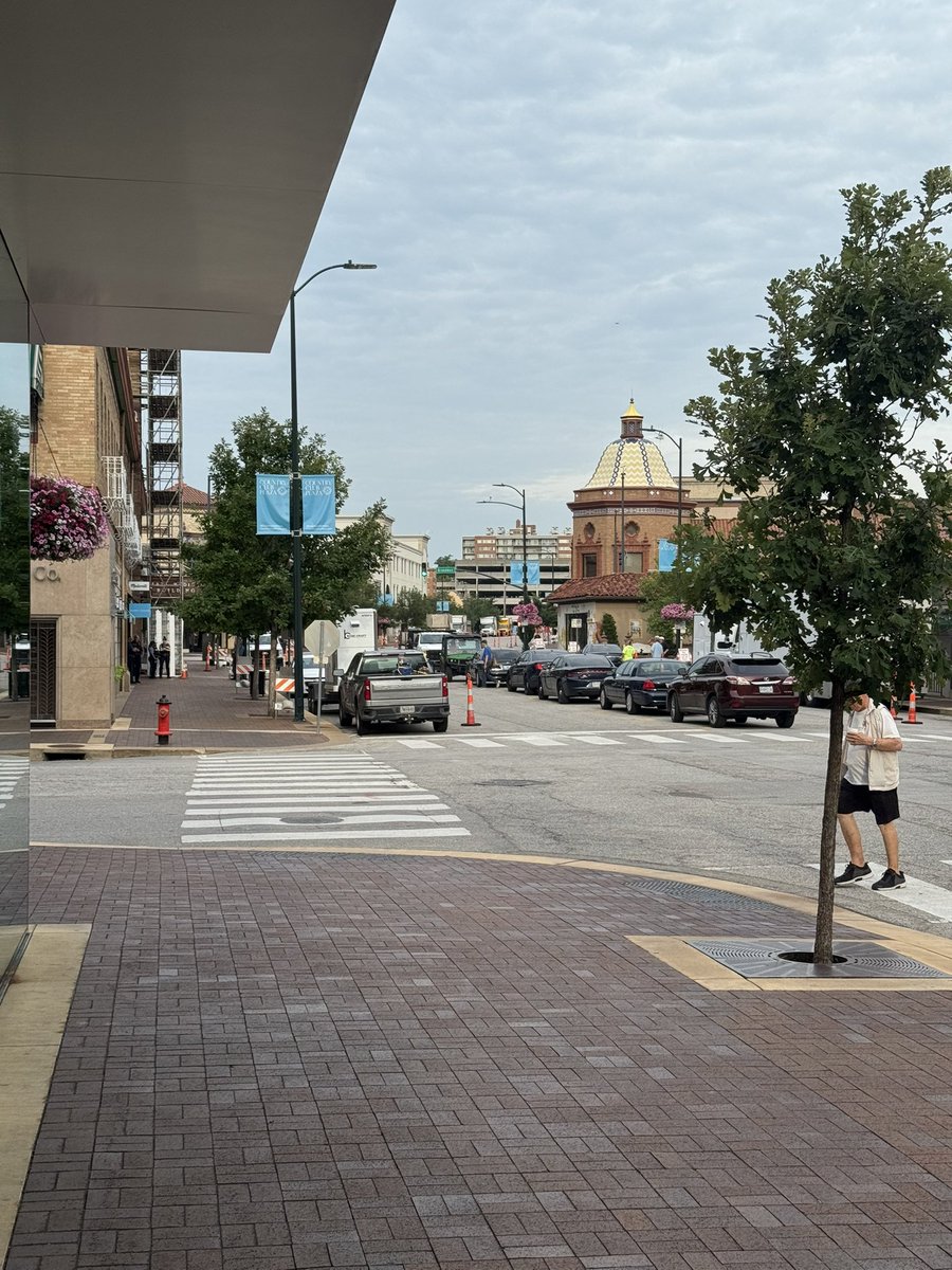 WhatItDoDave's tweet image. They filming the next season of Ted Lasso right down the street from where I work! Crazy!