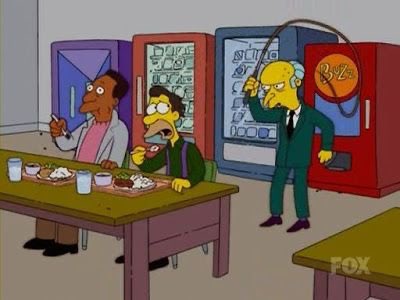 AveAveces's tweet image. Tengo que presentar un caso y mi inspiración creativa para hacer las bajadas es nula asi que estoy hace 20 minutos queriendo que chatgpt me de lo que busco pero todo lo que me pasa es una verga total y recién me tiró “lo siento por no poder ayudarte vamos con otras opciones…”