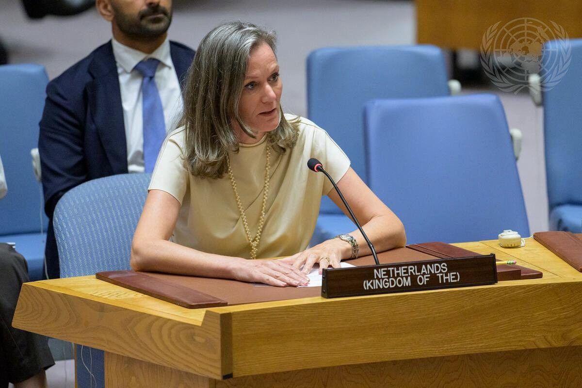 At #UNSC debate on peaceful dispute settlement, KNL on behalf of the Benelux 
1) called on all to respect international law with UN Charter &amp; ICJ as a key pillar, 
2) stressed UN’s central role in mediation and prevention, and 
3)encouraged reform to ensure UN remains fit4purpose