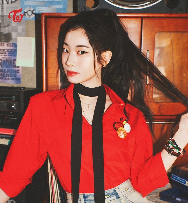 #INFO | Dahyun escreveu as músicas “UP TO YOU” e “GLOW” ambas são do 6° Álbum Japonês do TWICE, ENEMY! 

#DAHYUN #다현 #TWICE #트와이스 #ENEMY <a href="/JYPETWICE/">TWICE</a>