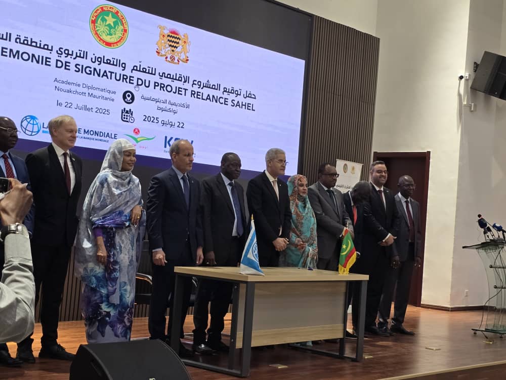 AAU_67's tweet image. Launched in Nouakchott, #Mauritania on July 22, 2025! The Sahel Regional Engagement for Learning and Collaboration in Education #SahelRELANCE project is officially underway to boost education system management and launch the Sahel Open School in #Chad and #Mauritania.
Funded by…