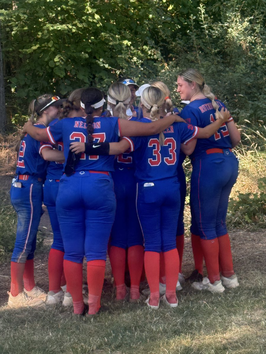 MojoNW_'s tweet image. TC PDX World Series @TCSFastpitch 2-1-1 in Pool play. Placed 2nd in our pool. Gold Bracket play starts today! 8am Game vs. OR Thunder at Hillsboro Stadium Field 2! @TopPreps @PrepSoftball @ExtraInningSB @PL_sbrecruiting @ExpoRecruits @SoftballRecruit @SBRRetweets @TOP_D1RECRUITS