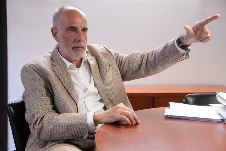 📰 ENTREVISTA amb l'Agència EFE: "Joan Ridao, doctor en Derecho, ve difícil frenar los discursos de odio de los diputados"

🔗 ridao.cat/2025/07/msn-es…