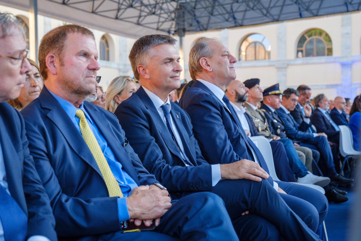 USAmbItaly's tweet image. Thrilled to celebrate the 160th anniversary of the Italian Coast Guard at historic Forte Michelangelo! Together, we honor a proud legacy and reaffirm our commitment to safeguarding the seas and facing tomorrow’s maritime challenges – stronger, united, ready.