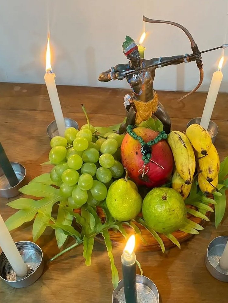 OrixaEncantado's tweet image. Oxóssi lhe trará uma boa notícia hoje! 🏹
