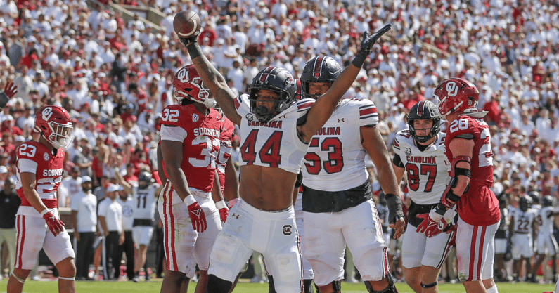 Mike_Uva's tweet image. Three South Carolina returners on offense who aren’t being talked about enough
READ HERE ➡️ on3.com/teams/south-ca…
