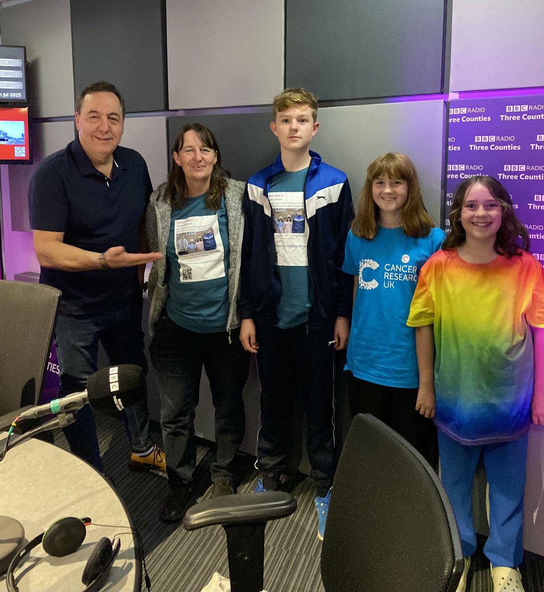 Roberto Perrone (@robperroneshow) on Twitter photo This lovely family will walk from Windsor Castle to <a href="/BuckinghamofUK/">BuckinghamPalace</a> on the 2nd of August to raise money for <a href="/CR_UK/">Cancer Research UK</a> <a href="/RoyalFamily/">The Royal Family</a>
justgiving.com/page/little-li… This lovely family will walk from Windsor Castle to <a href="/BuckinghamofUK/">BuckinghamPalace</a> on the 2nd of August to raise money for <a href="/CR_UK/">Cancer Research UK</a> <a href="/RoyalFamily/">The Royal Family</a>
justgiving.com/page/little-li…