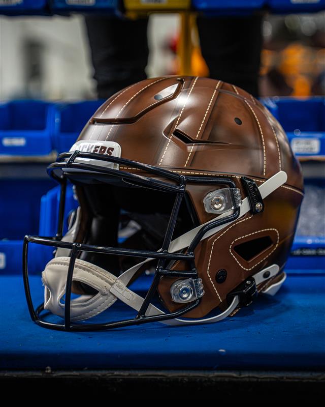 Riddell Collectibles (@riddell_collect) on Twitter photo It truly is one of a kind. Introducing the <a href="/packers/">Green Bay Packers Football Club</a> 1923 Classic Helmet. It truly is one of a kind. Introducing the <a href="/packers/">Green Bay Packers Football Club</a> 1923 Classic Helmet.