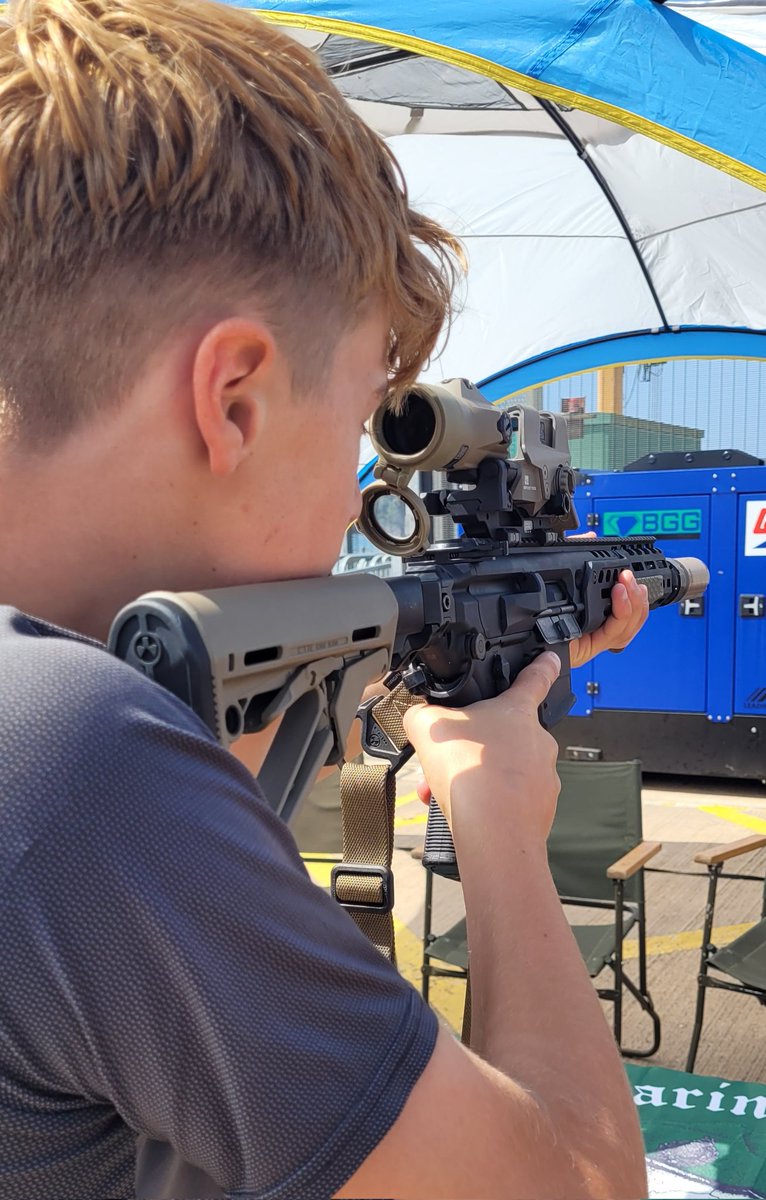 ric_cole's tweet image. Huge THANK YOU to @BrigMikeTanner and the @HMNBDevonport Team for putting on a great Open Day. Inspirational #STEM and new kit for kids (of all ages).
Loads for Eldest to think about ahead of starting his @Babcockplc apprenticeship, and @RNReserve.
Youngest is clearly a Bootneck!