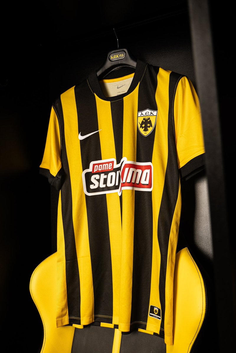 AEK_FC_OFFICIAL's tweet image. Σήμερα, η νέα πρώτη εμφάνιση, εκεί που ανήκει.
Σήμερα φοράμε τις ρίγες και μπαίνουμε στο γήπεδο.
Όπως πάντα: με πίστη, ιστορία και πάθος.

#aekfc #newkit