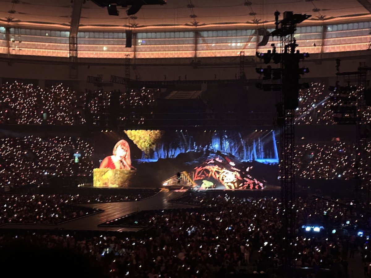 Happy Birthday Folklore - one of the best pieces of musical artistry to exist. You mean the world to me 🩶🏔️<a href="/taylornation13/">Taylor Nation</a>