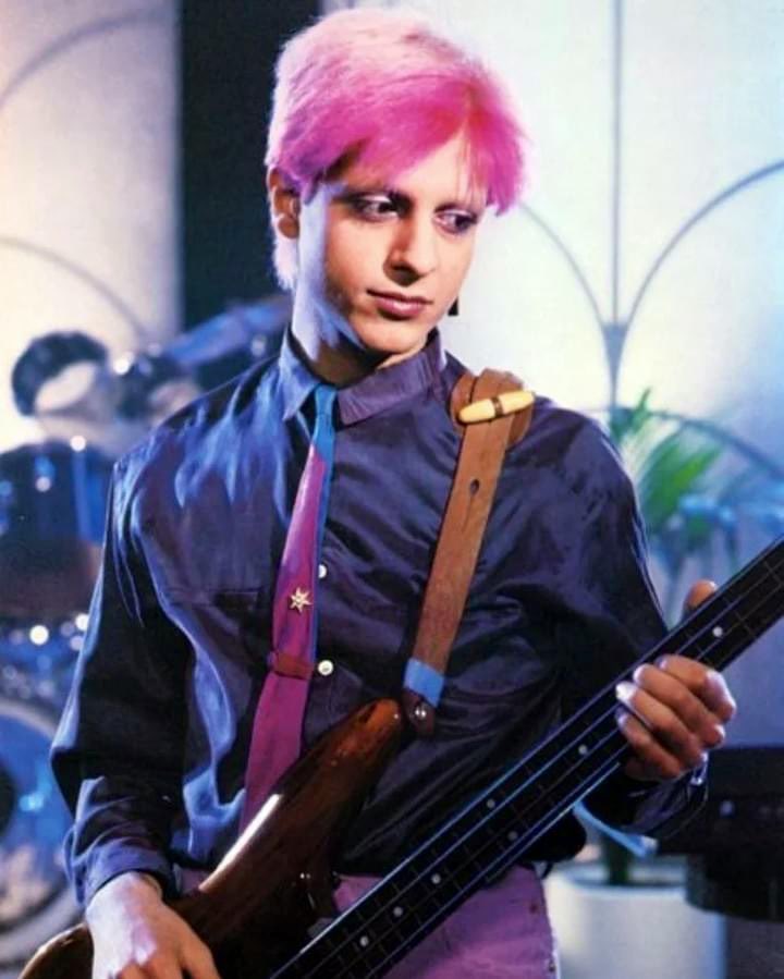JakeRudh's tweet image. Remembering the brilliant artist and bassist Mick Karn of Japan, Dali’s Car, Rain Tree Crow and more on what would have been his 67th birthday. RIP