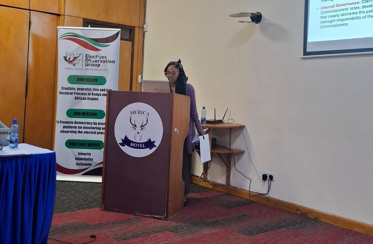 elogkenya's tweet photo. ELOG Program Officer Hilda Mulandi, presented the proposed 15-point Priority Electoral Reforms Agenda in Nakuru County regional engagement. The session outlined the context of Electoral Reforms in Kenya based on select thematic areas and the call to action.
#EyesOnElection https://t.co/WEYIMko1ON