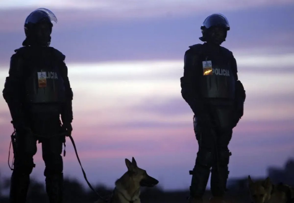 🚨 Journalist Delfina Silvano faced 12 years in prison for posting a Facebook video criticising police violence.

In a landmark decision, Angola’s Court of Appeal has dismissed the ‘rebellion’ case against her, ending a three-year ordeal.

Read more👉 bit.ly/3Uy52oY