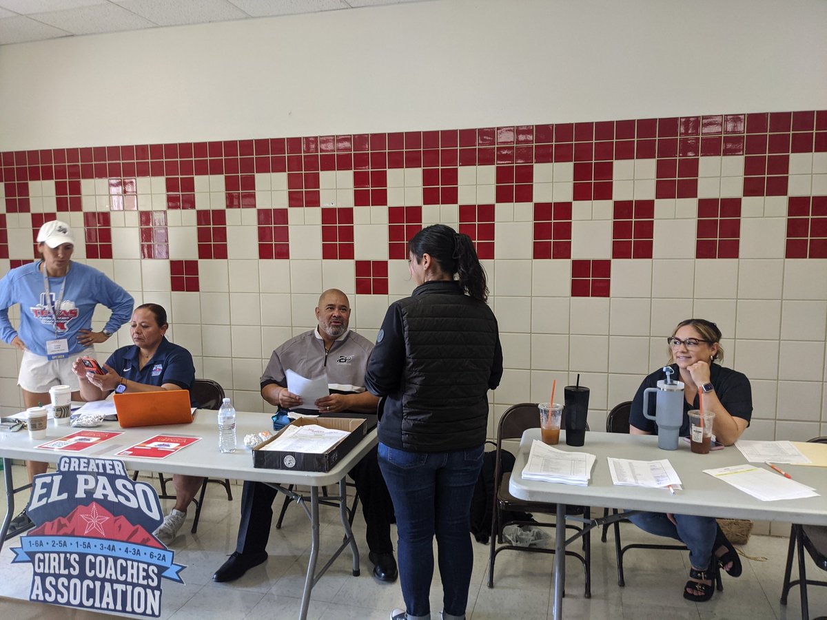 TGCA (@austintgca) on Twitter photo TGCA 2025 El Paso All-Sports Clinic is off and running. Thank you to El Paso ISD and Franklin High School for hosting. TGCA 2025 El Paso All-Sports Clinic is off and running. Thank you to El Paso ISD and Franklin High School for hosting.