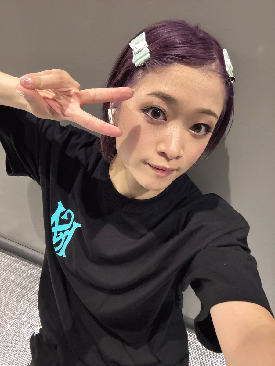 satsuki25s's tweet image. 立川1日目激アツでした❤️🔥
そしてTAの皆様から届く暖かいお言葉を帰りながら見ていて、踊り続けてきてよかったなぁ、と改めてしんみりしております🫠💜一つ一つの言葉が本当に励みになって、頑張り続けられる理由になっています!ありがとうございます😭明日も全力で参ります🔥
#ayuasiatour2025
