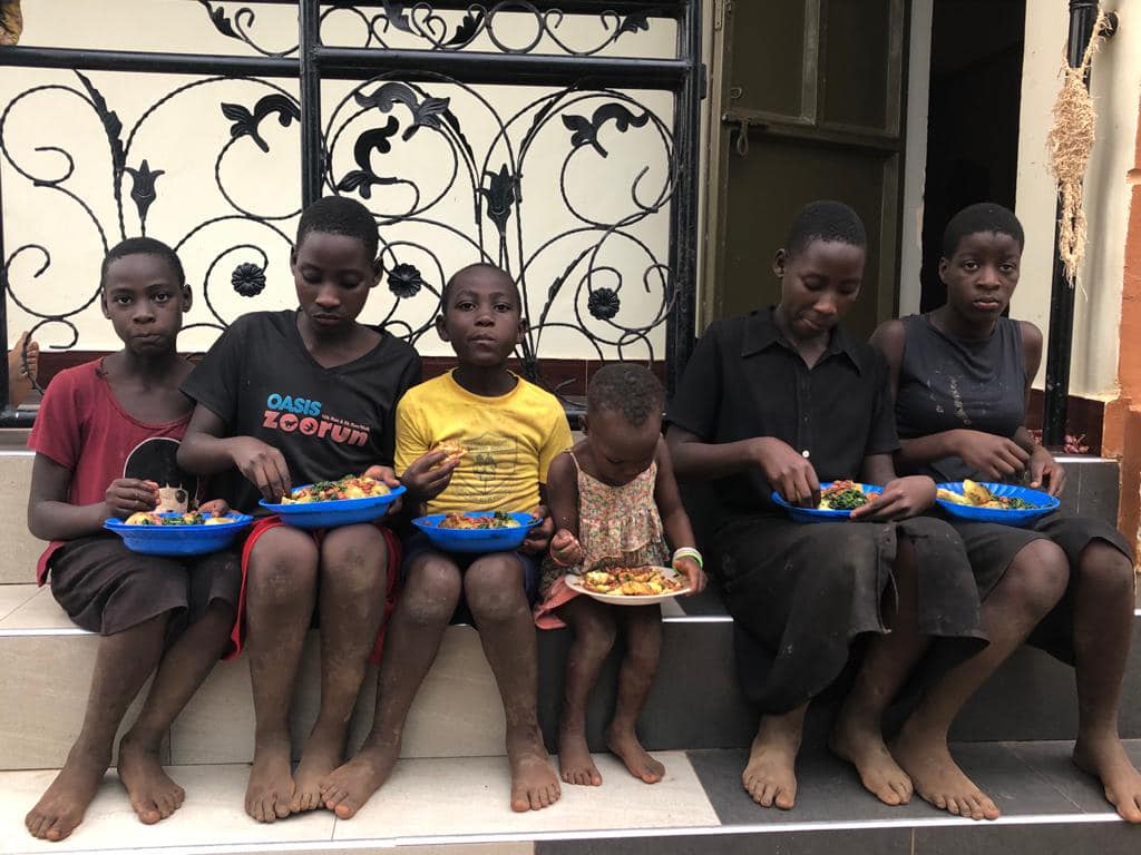 friendsmwcf77's tweet image. The children of the Orphanage are needing more food donations!
Will you donate and help the orphan children today?
friendsmwcf777.org/donate
givebutter.com/y8gv1a
gofund.me/aa74be69
#501c3 #nonprofit #pray #donate #food #orphans #orphanage #support #look #share #give #help