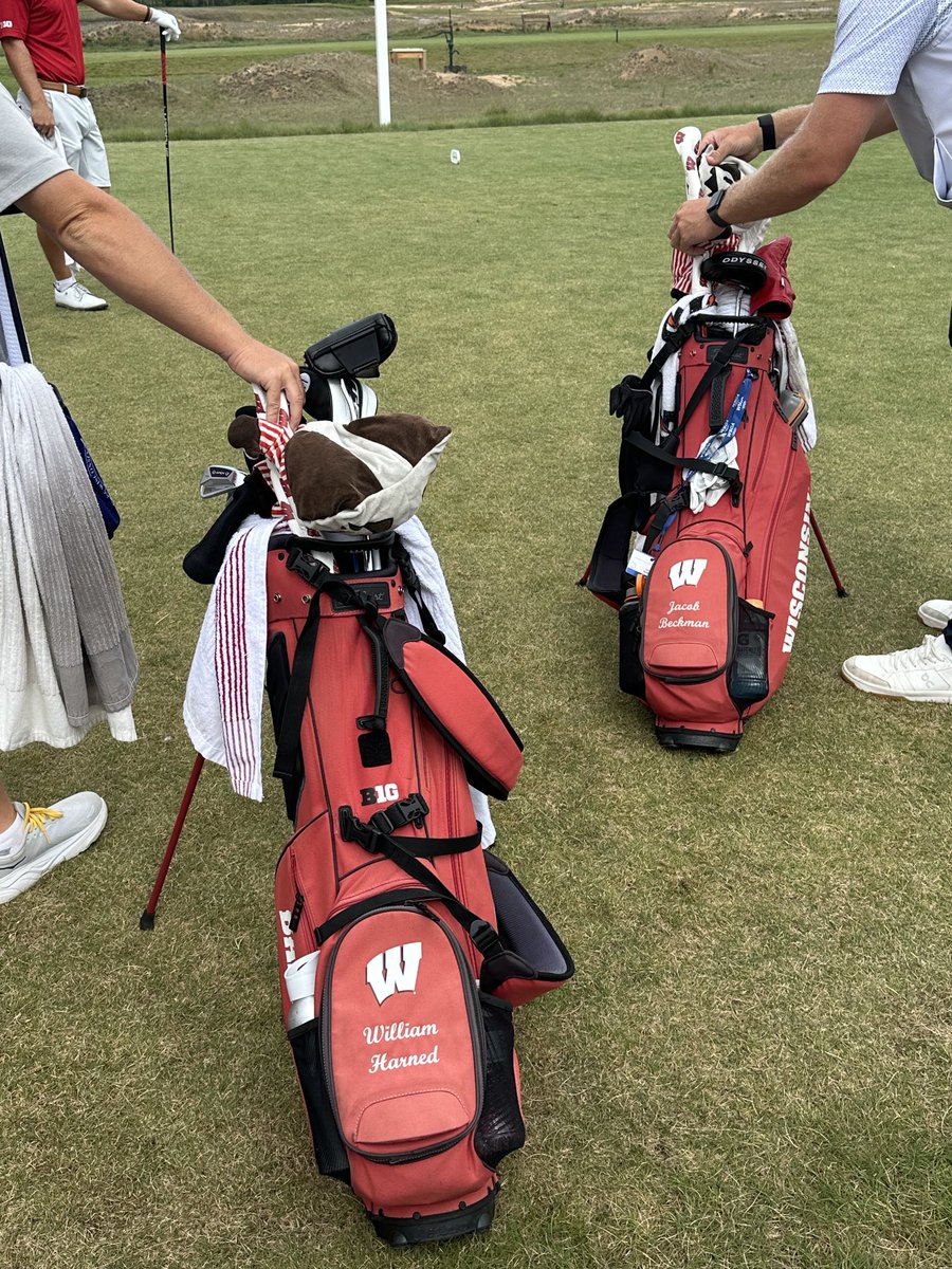 UW teammates Will Harned and Jacob Beckman are playing together in the final round of the ⁦<a href="/WSGAGolf/">WSGA Golf</a>⁩ State Amateur.