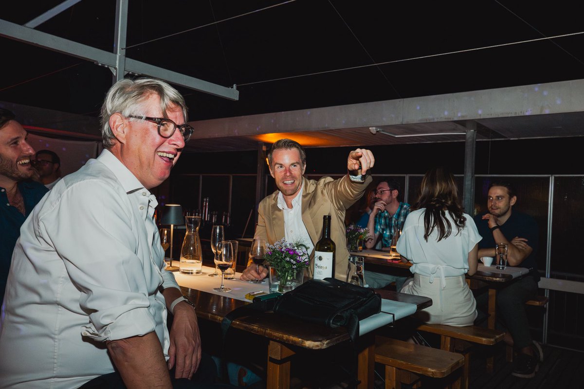 livingdocsIO's tweet image. A couple weeks ago, we celebrated Livingdocs&apos; 10th anniversary with our nearest and dearest. We are ever grateful for the trust and collaboration within our community of customers, partners and colleagues that serve as the foundation for our continued growth.
📸 Boris Müller