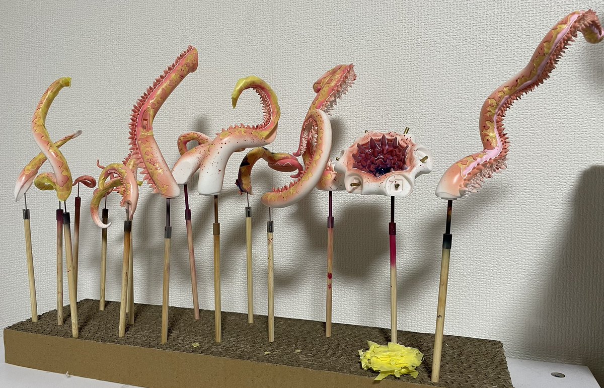 WbBZbrGsPmkerPg's tweet image. マスキング地獄、何とか終わった…指痛ぇ